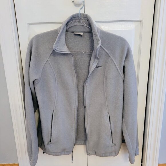 Columbia Light Gray Zip Up Fleece, Ladies Size Medium - Picture 4 of 5